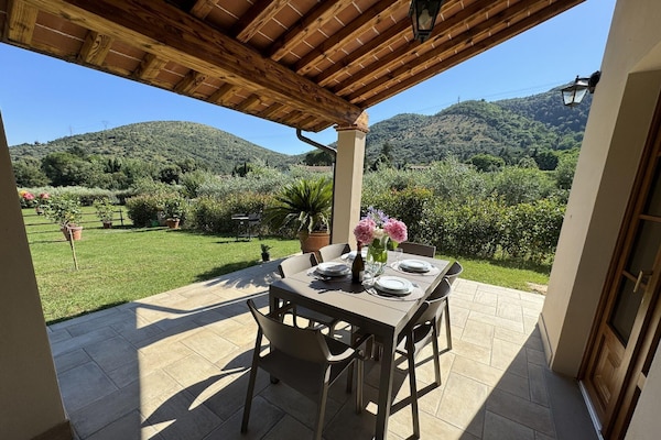 Foto van Huis in Toscane bij Pisa en Lucca - Vakantiehuis in Lucca - TerraceBalcony