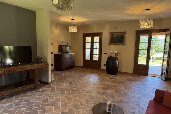 Foto van Huis in Toscane bij Pisa en Lucca - Vakantiehuis in Lucca - LivingRoom