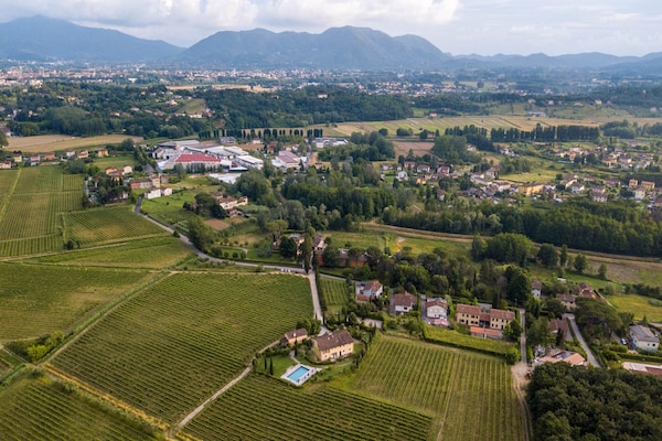 Foto van Appartement op de begane grond met gedeeld zwembad - ViewSummer