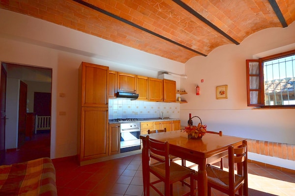 Foto van Agriturismo in Toscane met Zwembad en Wijn - Vakantiehuis in Peccioli - Kitchen
