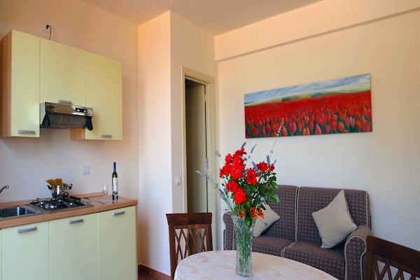Foto van Appartement in Piticchio met Uitzicht & Zwembad - Vakantiehuis in Arcevia - Kitchen