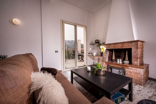 Foto van Appartement in Terrasini met zeezicht - Vakantiehuis in Terrasini - LivingRoom