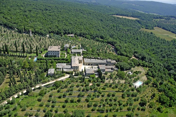 Foto van Charmant Huis in Toscane met Zwembad - Vakantiehuis in Sovicille - AreaSummer5KM