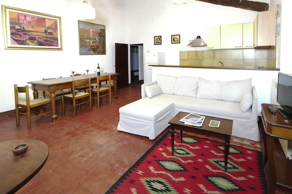 Foto van Charmante Villa in Toscane met Zwembad - Vakantiehuis in Sovicille - LivingRoom
