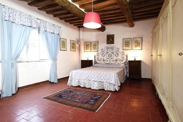 Foto van Charmante Villa in Toscane met Zwembad - Vakantiehuis in Sovicille - BedRoom