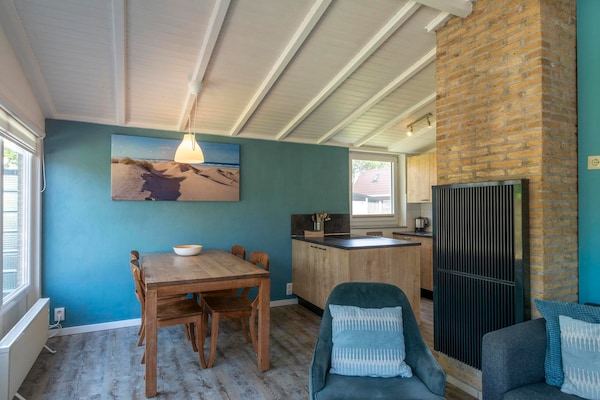 Foto van Garnekuul 56 vakantiehuis voor gezin - Vakantiehuis in Callantsoog - DiningRoom