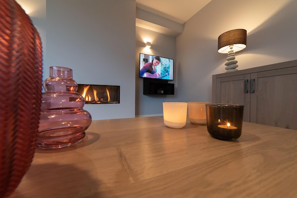 Foto van Villa in Colijnsplaat bij Zee en Sauna - Vakantiehuis in Colijnsplaat - LivingRoom