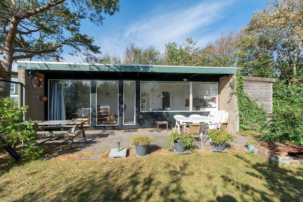 Foto van Kindvriendelijke Garnekuul 81 bungalow - Vakantiehuis in Callantsoog - ExteriorSummer