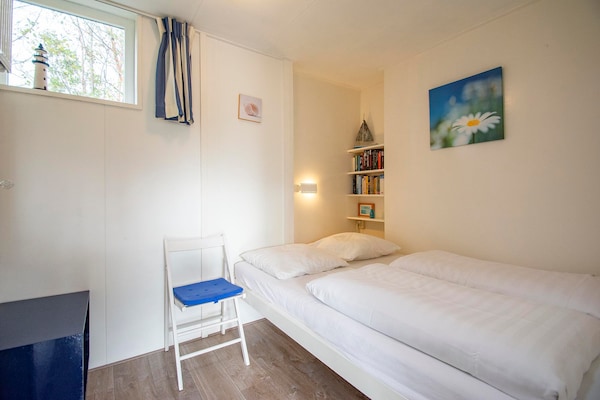 Foto van Kindvriendelijke Garnekuul 81 bungalow - Vakantiehuis in Callantsoog - BedRoom
