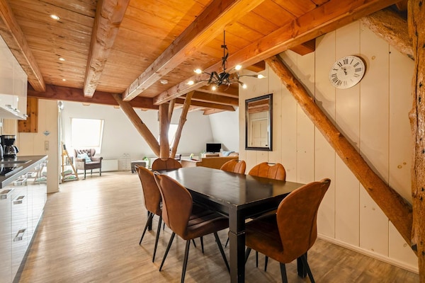 Foto van Appartement Boerderij bij het strand - Vakantiehuis in Schagen - DiningRoom