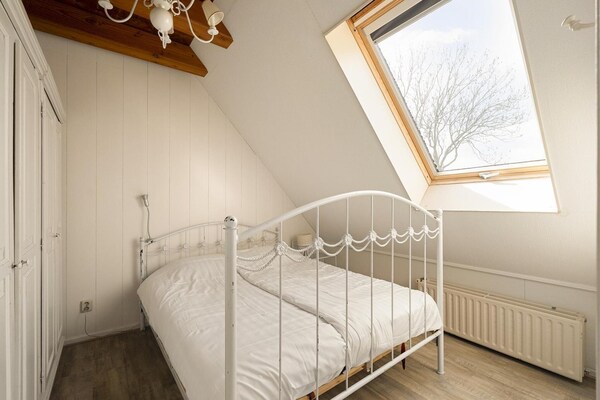 Foto van Appartement Nostalgisch in Scholp boerderij - Vakantiehuis in Schagen - BedRoom