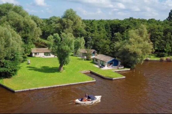 Foto van Bungalow in Loosdrecht - Vakantiehuis in Loosdrecht - AreaSummer5KM