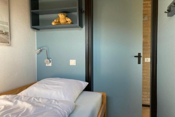 Foto van Bungalow met terras op het zuiden - Vakantiehuis in Sint Maartenszee - BedRoom