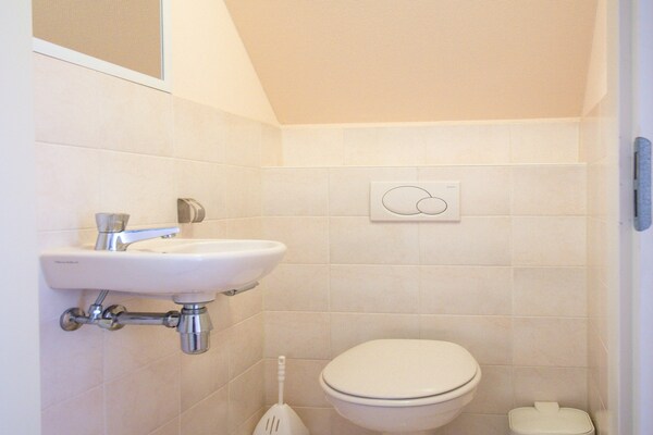 Foto van Villa dichtbij bos, strand & zee - Vakantiehuis in Sint Maartenszee - BathRoom