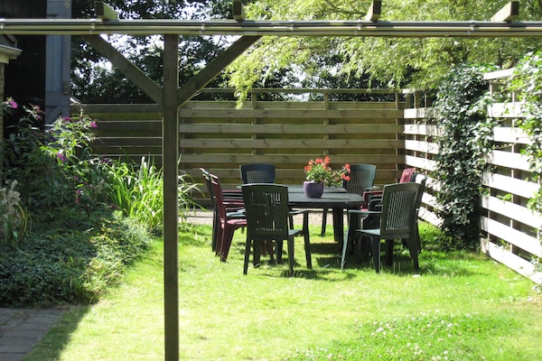 Foto van Boerderijverblijf nabij Duinen - Vakantiehuis in 't Zand - GardenSummer