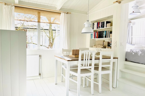 Foto van Authentiek gezellig strandhuisje in Callanstoog - Vakantiehuis in Callantsoog - DiningRoom