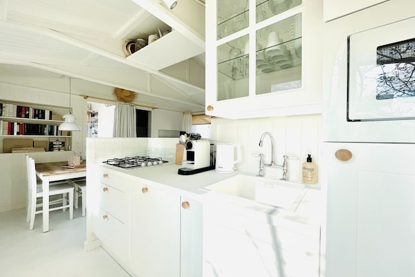 Foto van Authentiek gezellig strandhuisje in Callanstoog - Vakantiehuis in Callantsoog - Kitchen