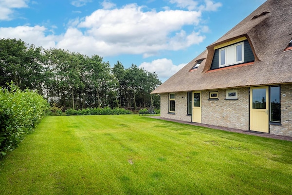 Foto van Boerderij in de buurt van De Koog - Vakantiehuis in De Koog - ExteriorSummer