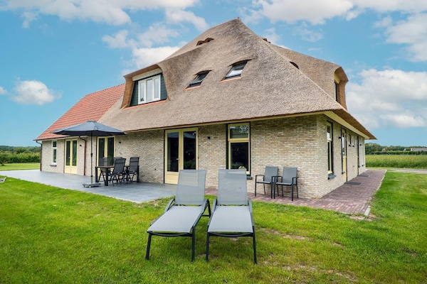 Foto van Boerderij in de buurt van De Koog - Vakantiehuis in De Koog - TerraceBalcony