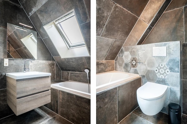 Foto van Boerderij in de buurt van De Koog - Vakantiehuis in De Koog - BathRoom