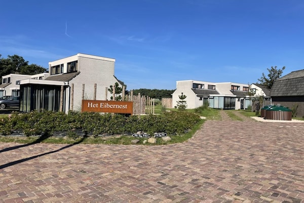 Foto van Vakantiehuis op Texel met Terras - Vakantiehuis in De Cocksdorp - ExteriorSummer