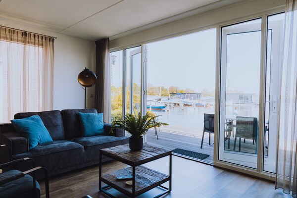 Foto van Appartement in Uitgeest bij Waterpark - Vakantiehuis in Uitgeest - LivingRoom