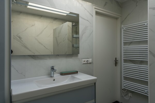 Foto van Eilandvakantie met bubbelbad - Vakantiehuis in De Koog Texel - BathRoom