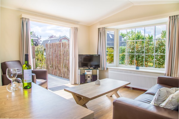 Foto van Chalet in Noordwijk bij het Strand - Vakantiehuis in Noordwijk aan zee - LivingRoom