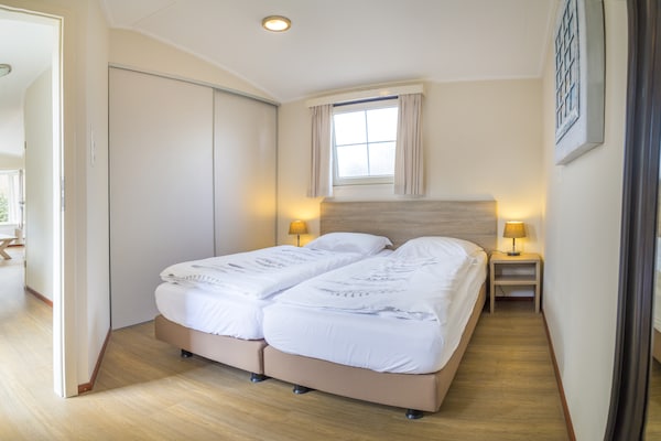 Foto van Chalet in Noordwijk bij het Strand - Vakantiehuis in Noordwijk aan zee - BedRoom