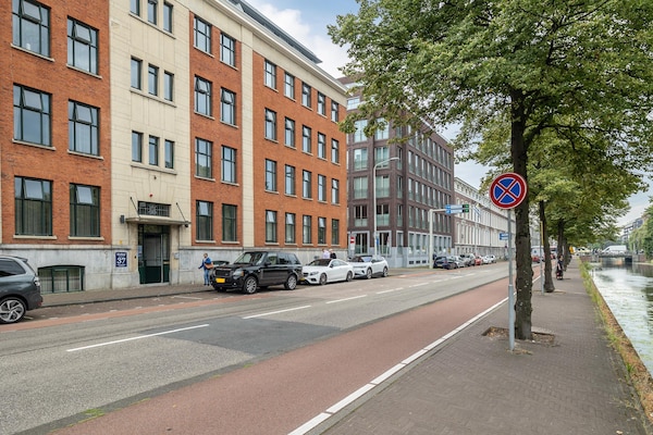 Foto van Gezellig en budgetvriendelijk studio-appartement. - Vakantiehuis in Den Haag - ExteriorSummer
