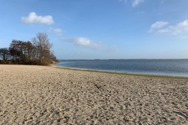 Foto van Strandhuis in Hoek van Holland aan Zee - Vakantiehuis in Hoek Van Holland - AreaSummer1KM
