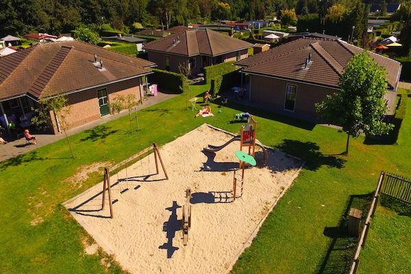 Foto van Charmante tuinvakantie - Vakantiehuis in Voorthuizen - ParkFacilities