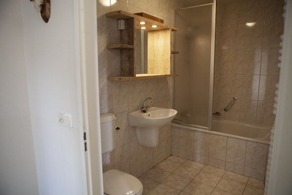 Foto van Charmante tuinvakantie - Vakantiehuis in Voorthuizen - BathRoom