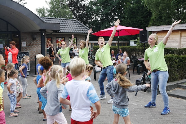 Foto van Charmante tuinvakantie - Vakantiehuis in Voorthuizen - ParkFacilities