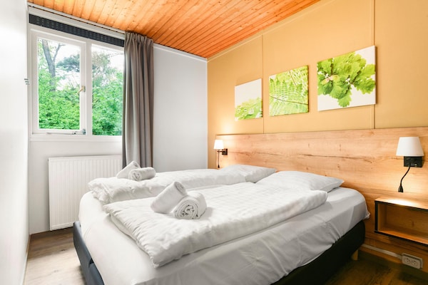 Foto van Bosretraite met open haard - Vakantiehuis in Putten - BedRoom
