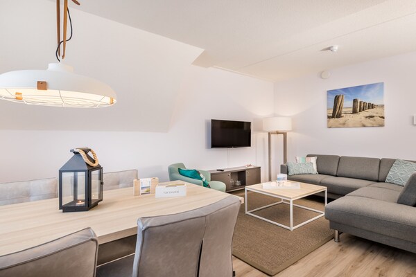 Foto van Appartement in Zeeland met luxe voorzieningen - Vakantiehuis in Koudekerke - LivingRoom