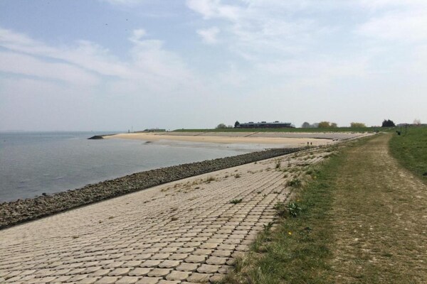Foto van Huis in Zeeland bij Oosterschelde - Vakantiehuis in Wemeldinge - AreaSummer20KM