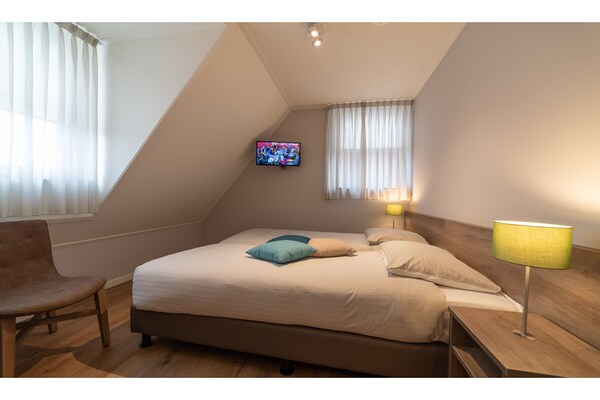 Foto van Villa in Zeeland bij Schone Stranden - Vakantiehuis in Colijnsplaat - BedRoom