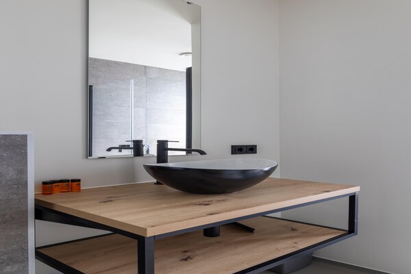 Foto van Vakantie aan zee, Sint-Annaland - Vakantiehuis in Sint-Annaland - BathRoom