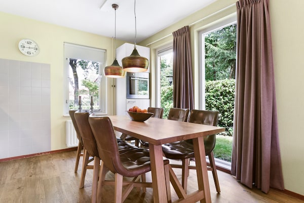 Foto van Vakantiehuis in Diessen met sauna - Vakantiehuis in Diessen-Baarschot - LivingRoom