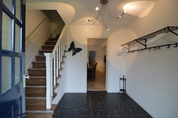 Foto van Comfort en ontspanning in dit charmante herenhuis. - HallReception