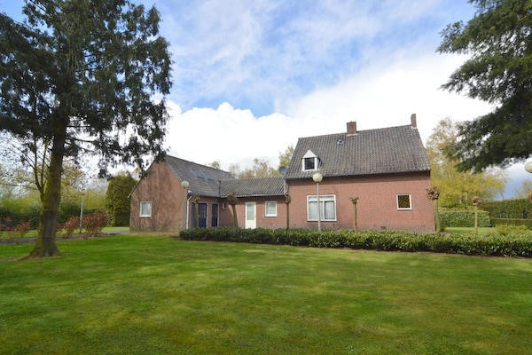 Foto van Comfort en ontspanning in dit charmante herenhuis. - ExteriorSummer