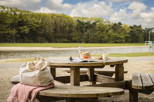 Foto van Chalet in Eindhoven bij Bospark 't Wolfsven - Vakantiehuis in Mierlo - ParkFacilities