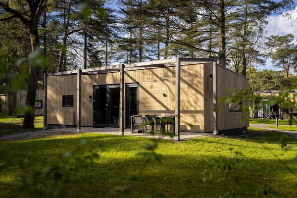 Foto van Chalet in Eindhoven bij Bospark 't Wolfsven - Vakantiehuis in Mierlo - ParkFacilities