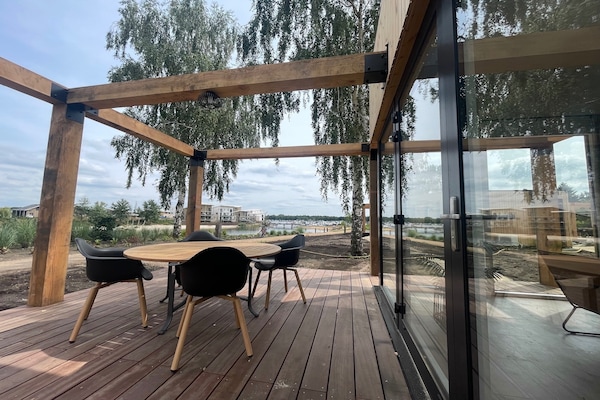 Foto van Luxe Lodge met Strandzicht - Vakantiehuis in Well - TerraceBalcony