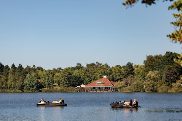 Foto van Bungalow in Weerterbergen met Haard - Vakantiehuis in Weert - AreaSummer1KM