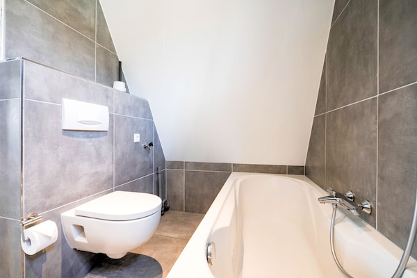 Foto van Vakantiehuis in Stramproy bij Bos - Vakantiehuis in Stramproy - BathRoom