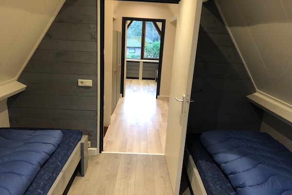 Foto van Bungalow in Limburg bij natuurgebieden - Vakantiehuis in Stramproy - BedRoom