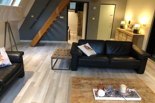 Foto van Bungalow in Limburg bij natuurgebieden - Vakantiehuis in Stramproy - LivingRoom