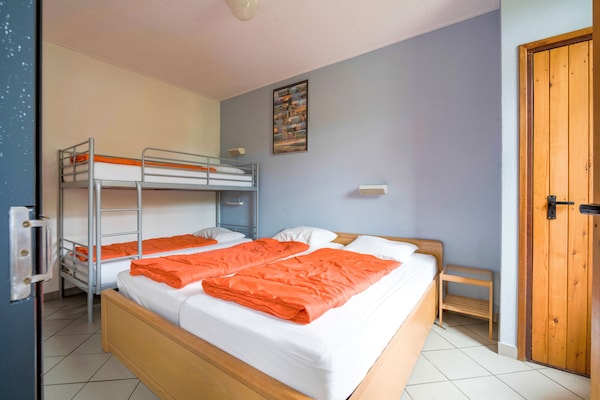 Foto van Ruime groepsaccommodatie met tuin - Vakantiehuis in Ulestraten - BedRoom